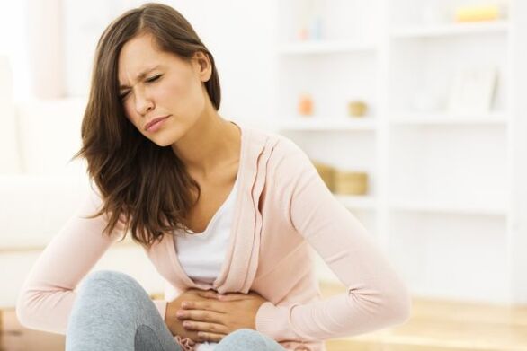 douleurs abdominales dues à des parasites dans le corps